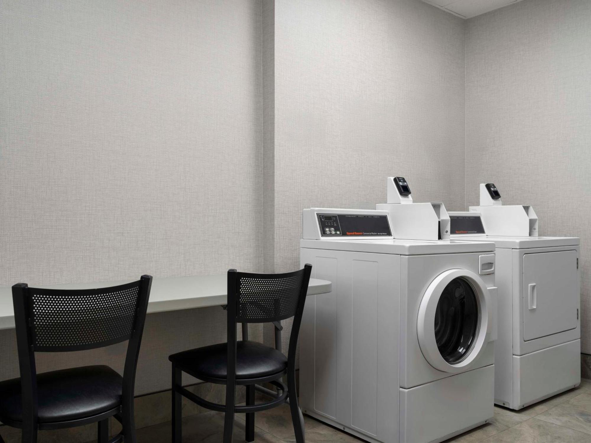 Hyatt Place Kansas City/Overland Park/Metcalf Buitenkant foto